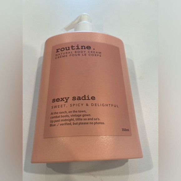 Routine | Sexy Sadie Natural Body Crème - Picture 5 of 6